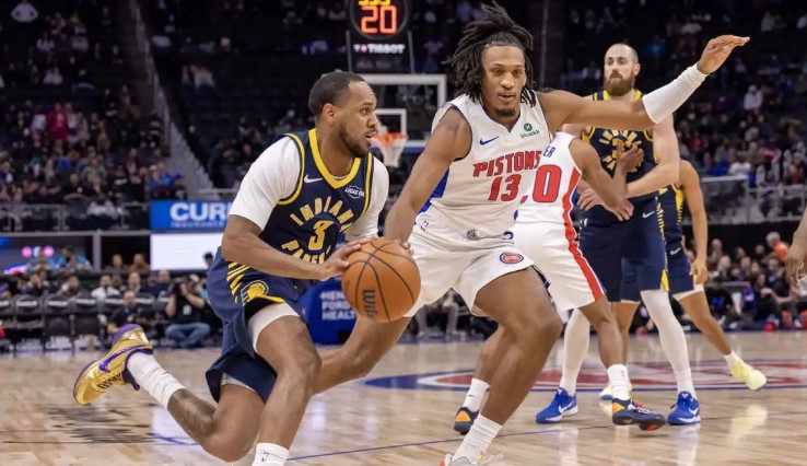 步行者在开局2胜13负后进行阵容调整